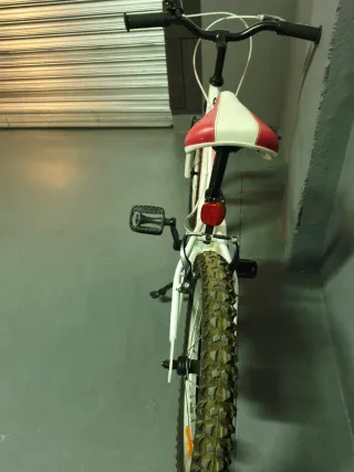 Bicicleta Infantil Conor 18