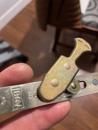 Pasador ventana PVC Aubi