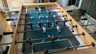 Futbolín de madera modelo Madrid