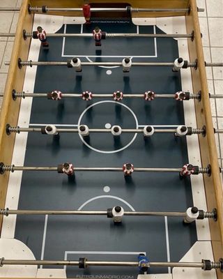 Futbolín de madera modelo Madrid