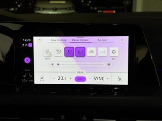 GOLF R PERFORMANCE/AKRAPOVIC/TECHO/DCC