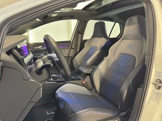 GOLF R PERFORMANCE/AKRAPOVIC/TECHO/DCC