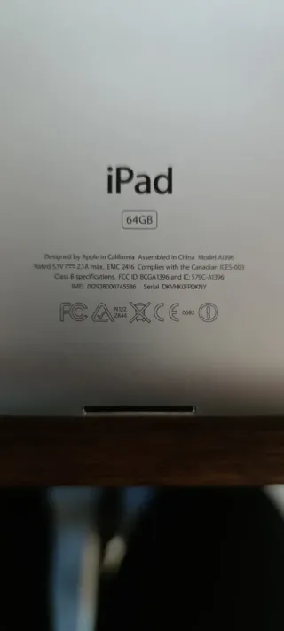 2 iPad: Air e 2 (64GB, Bianco)