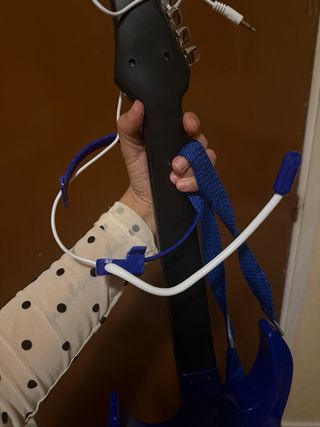 Guitarra Eléctrica con Micrófono