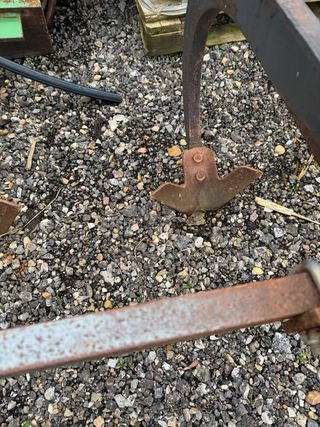 Cultivador ahoyador 8 hileras