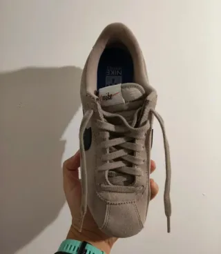 Nike Cortez Talla 42 Beige/Negro