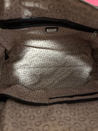 Bolso Guess Negro y Gris