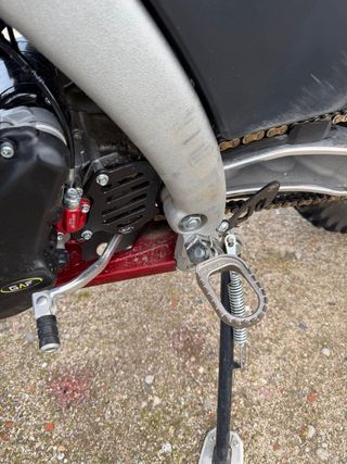 AJP PR7 650 2025 - Muchos extras