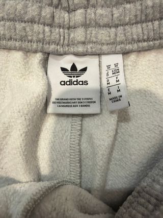 Pantalones Adidas grises