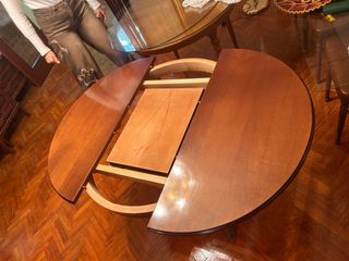 Mesa camilla redonda con tapete