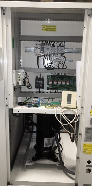 Aire acondicionado Hitecsa 15.652frigorias+ bomba