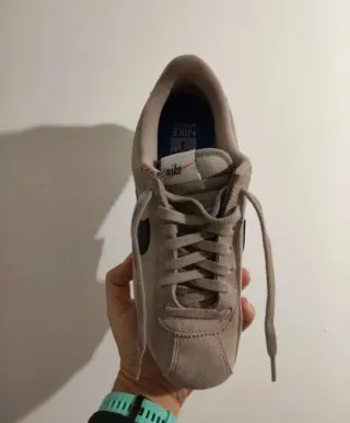 Nike Cortez T41 Beige/Negro