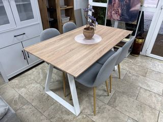 Mesa Salón Extensible + 4 Sillas Tela Gris