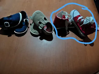 Zapatillas Talla 20 Unisex + 3er Par T21 Gratis