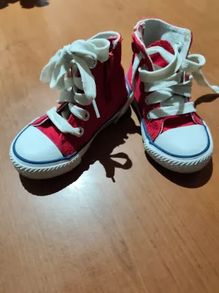 Zapatillas Talla 20 Unisex + 3er Par T21 Gratis