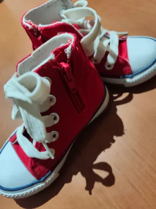 Zapatillas Talla 20 Unisex + 3er Par T21 Gratis