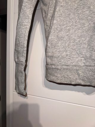 Jersey ONLY gris trenzado cuello pico