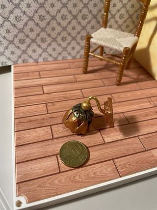 Lampada casa bambole Petali