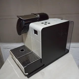 Macchina Caffè Nespresso De Longhi Lattissima