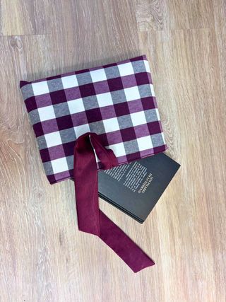 Funda para tablet cuadro vichy con lazo