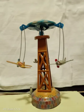 Juguete De Hojalata Retro Con Aviones Giratorios – Adorno Decorativo Y Regalo Original Para Coleccionistas