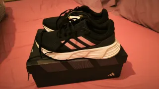 Zapatillas Adidas Negras y Rosas Talla 39.5 Nuevas