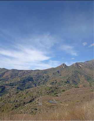 Terreno 16.000 m2 con agua Almuñecar