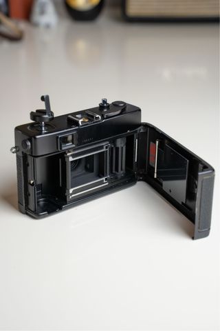 Cámara analógica Konica