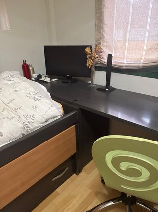 Cama nido con pupitre y almacenaje