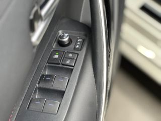 Toyota Corolla 2.0 180H ADVANCE LUXURY TOURING SPORT