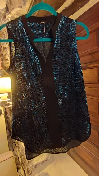 Camiseta sin mangas Roman azul y negra