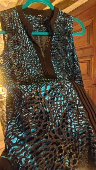 Camiseta sin mangas Roman azul y negra