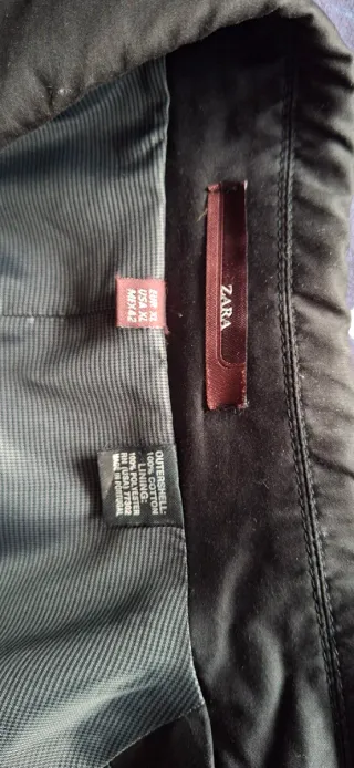 Gabardina hombre negra