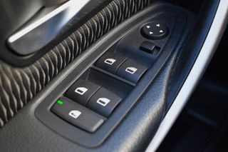 BMW 318d MODERN LINE 2.0D 136CV ¡SÓLO 61.000 KMS!