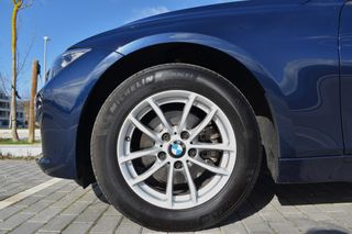 BMW 318d MODERN LINE 2.0D 136CV ¡SÓLO 61.000 KMS!