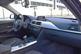 BMW 318d MODERN LINE 2.0D 136CV ¡SÓLO 61.000 KMS!