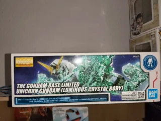 Gundam MG 1/100 Unicorn Luminous Crystal