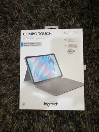 Cover con tastiera Logitech Combo Touch per iPad Air 11