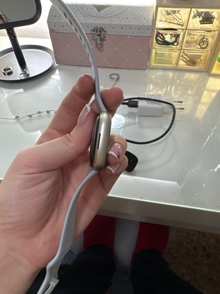 Reloj Garmin Venu Oro Blanco