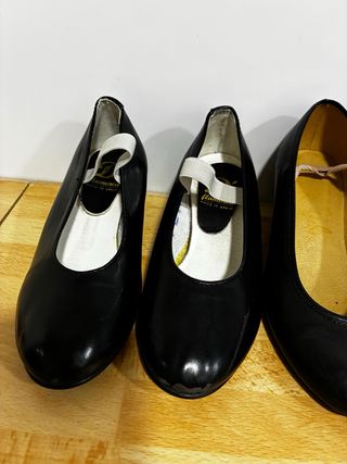 Zapatos de niña para baile flamenco todos 5€