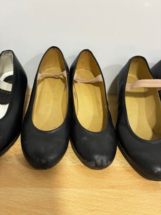 Zapatos de niña para baile flamenco todos 5€