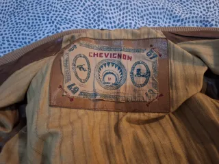 Chaqueta Cuero Chevignon Talla M