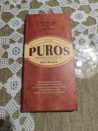 Guia de Puros Internacional (Spanish Edition)