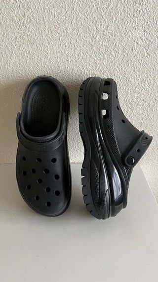 Zuecos Crocs Mega Crush Clog Negro