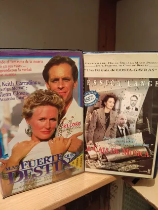VHS Mas Fuerte Que El Destino y La Caja de Música
