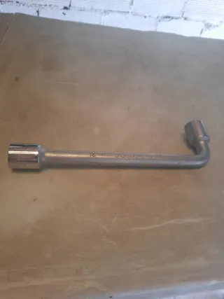 Llave de codo 20mm Palmera