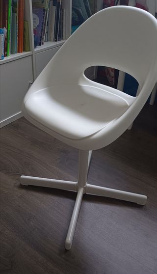 Silla infantil de escritorio ajustable