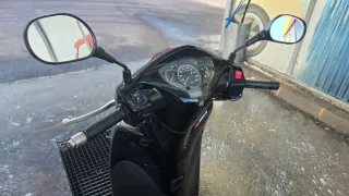 Honda SH 300i Scooter Automática Negra