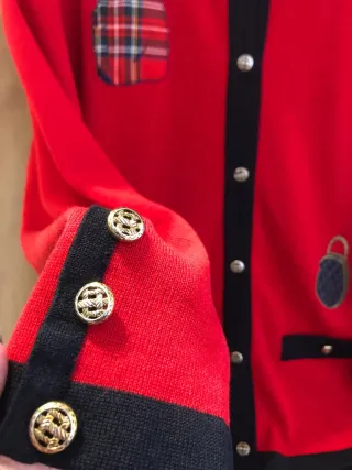 REBAJADO Cárdigan Vintage Rojo con Bolsos bordados