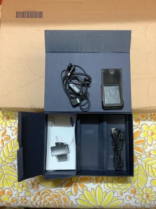 Samsung SGH-F480 Negro/Plata